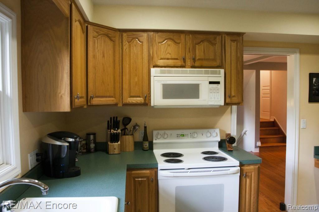2810 Hillendale Drive Rochester Hills, MI 48309 - Photo 20 of 38