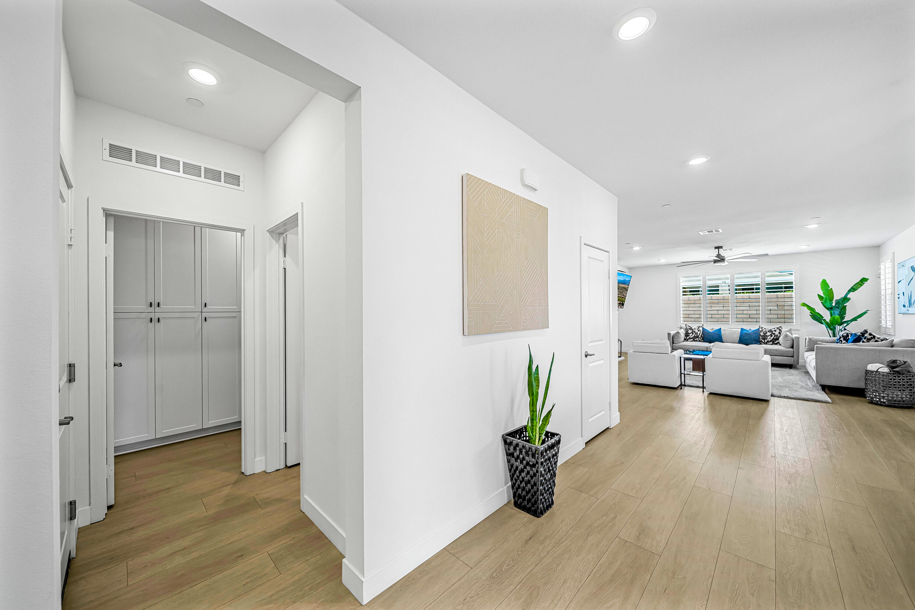 82188 Verdi Road Indio, CA 92203 - Photo 14 of 43 Laundry/Garage Hallway