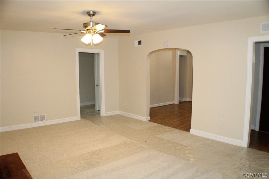 4741 Cooks Road Richmond, VA 23224 - Photo 12 of 37 L/R View 3