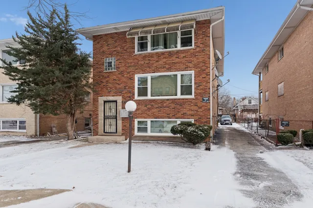 $425,000 | 1011 South 13th Avenue, Maywood, IL 60153