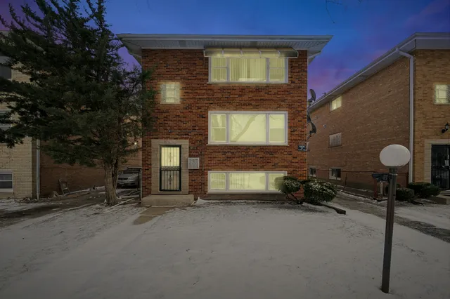 $425,000 | 1011 South 13th Avenue, Maywood, IL 60153