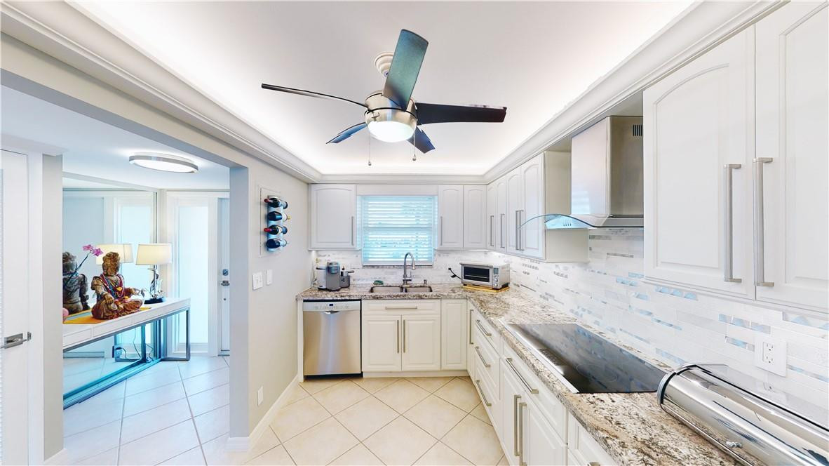 299 North Riverside Drive, Unit 102 Pompano Beach, FL 33062 - Photo 5 of 64 Photo 5