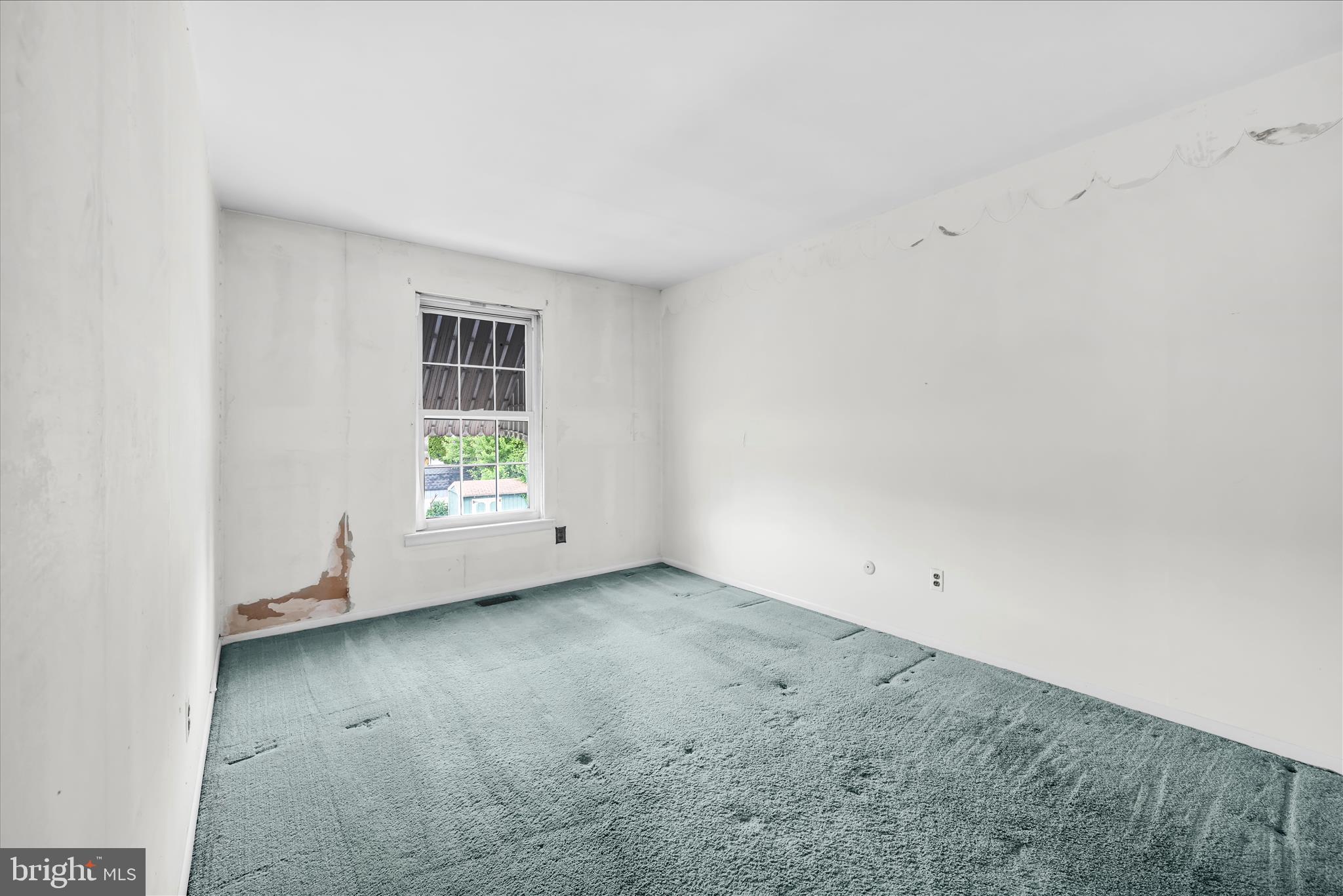 110 Greendale Road Philadelphia, PA 19154 - Photo 17 of 32 Bedroom