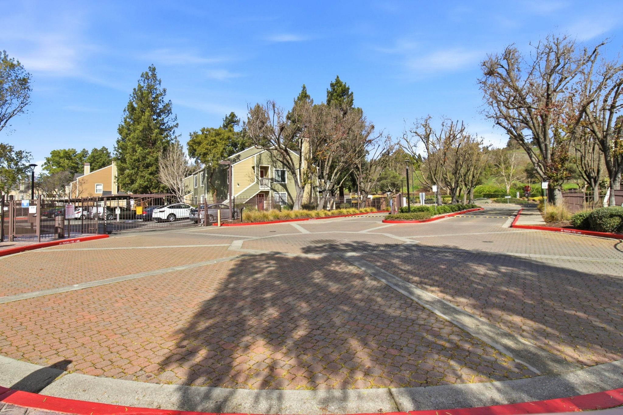 160 Reflections Drive, Unit 23 San Ramon, CA 94583 - Photo 4 of 34