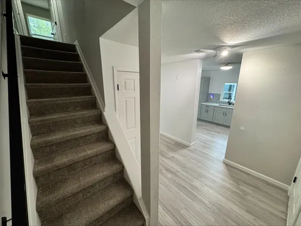 $2,450 | 1004 East Red Cedar Circle, The Woodlands, TX 77380