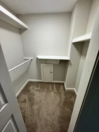 $2,450 | 1004 East Red Cedar Circle, The Woodlands, TX 77380