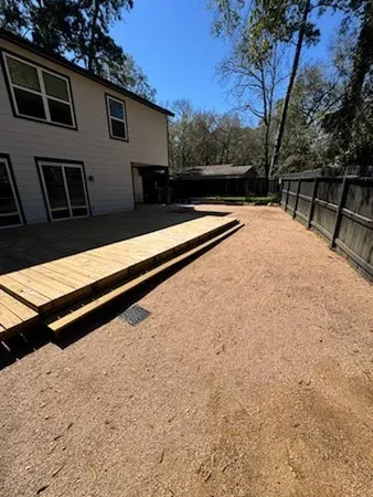 $2,450 | 1004 East Red Cedar Circle, The Woodlands, TX 77380