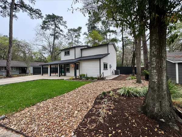 $2,450 | 1004 East Red Cedar Circle, The Woodlands, TX 77380