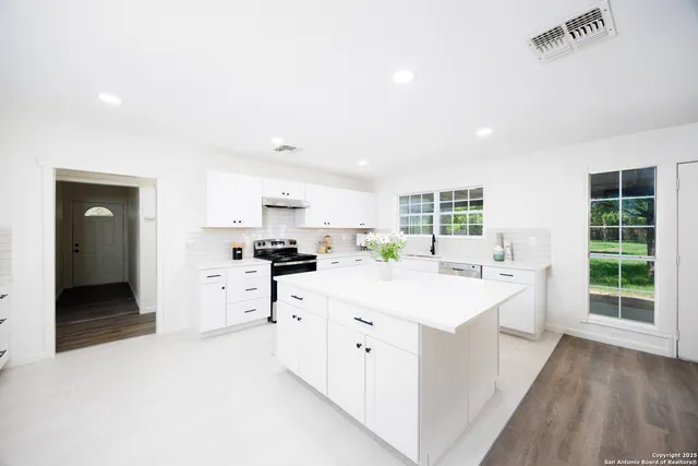 $449,700 | 15031 Geronimo Loop, San Antonio, TX 78254