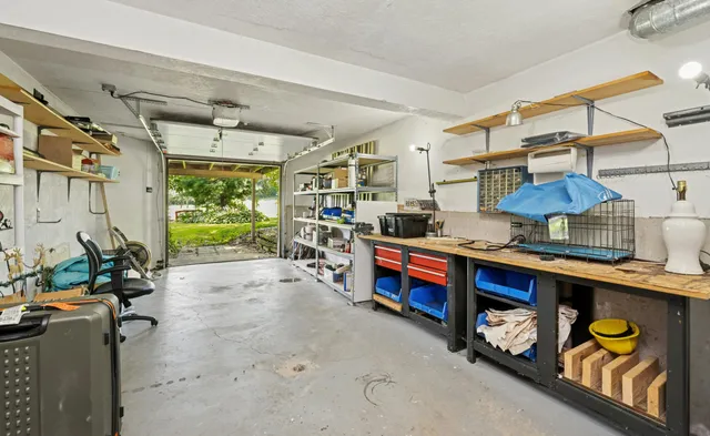 $535,900 | N6316 Oak Court, Lafayette, WI 53121