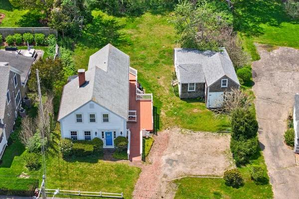 $1,800,000 | 213 Main Street, Chatham, MA 02633