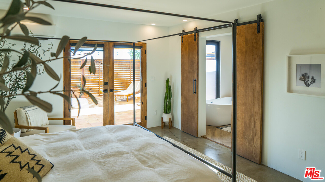 636 Valencia Drive Landers, CA 92285 - Photo 23 of 52