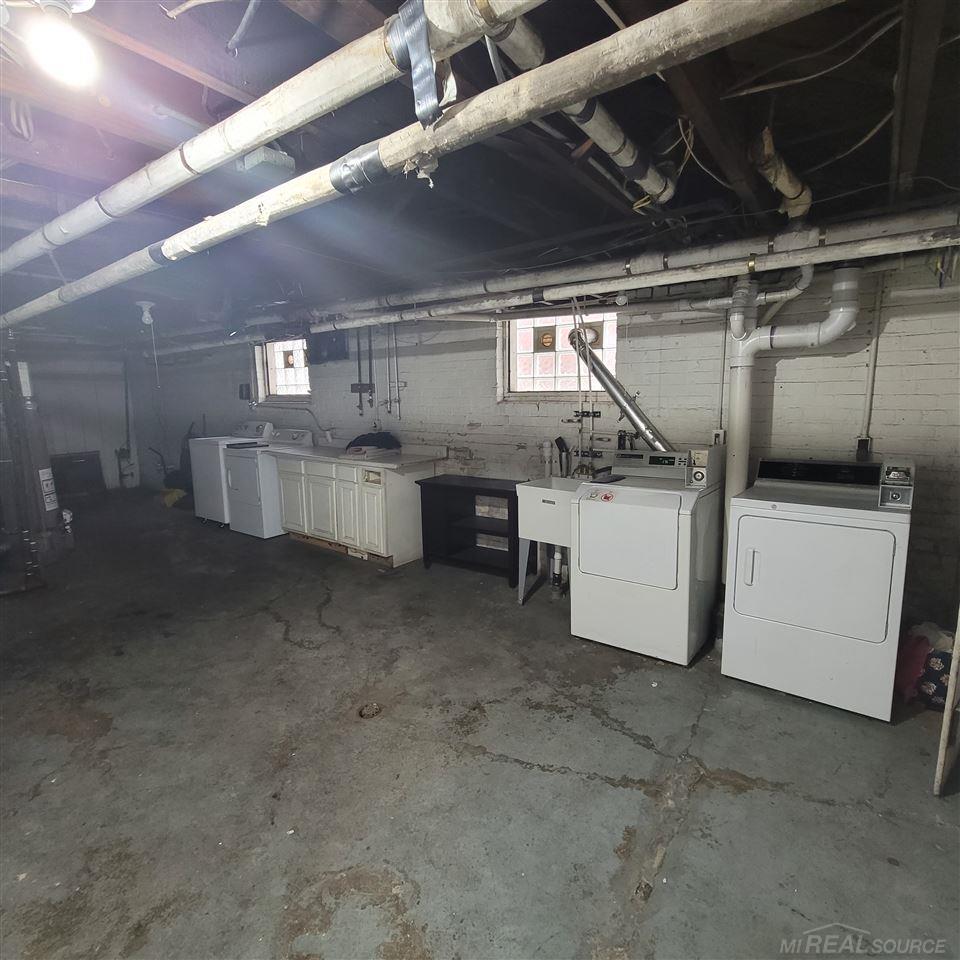 862 Nottingham Road, Unit 2S Grosse Pointe, MI 48230 - Photo 18 of 19