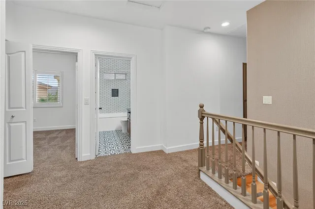 $2,100 | 133 Coronation Avenue, Las Vegas, NV 89123