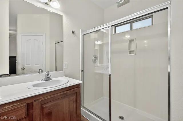 $2,100 | 133 Coronation Avenue, Las Vegas, NV 89123