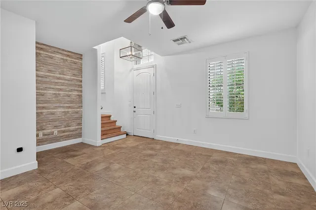 $2,100 | 133 Coronation Avenue, Las Vegas, NV 89123