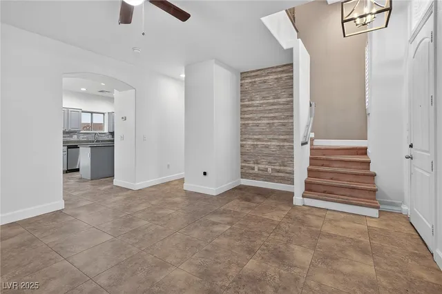 $2,100 | 133 Coronation Avenue, Las Vegas, NV 89123