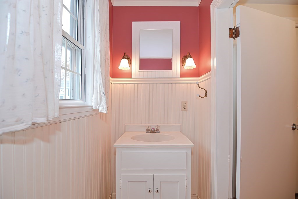 8 Florence Street Milford, MA 01757 - Photo 17 of 30
