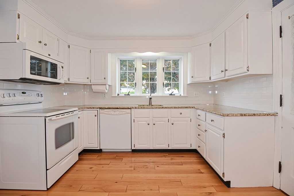 8 Florence Street Milford, MA 01757 - Photo 7 of 30