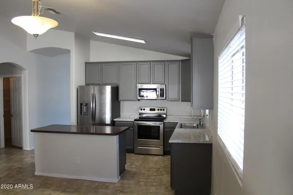 $1,925 | 43410 West Wild Horse Trail, Maricopa, AZ 85138