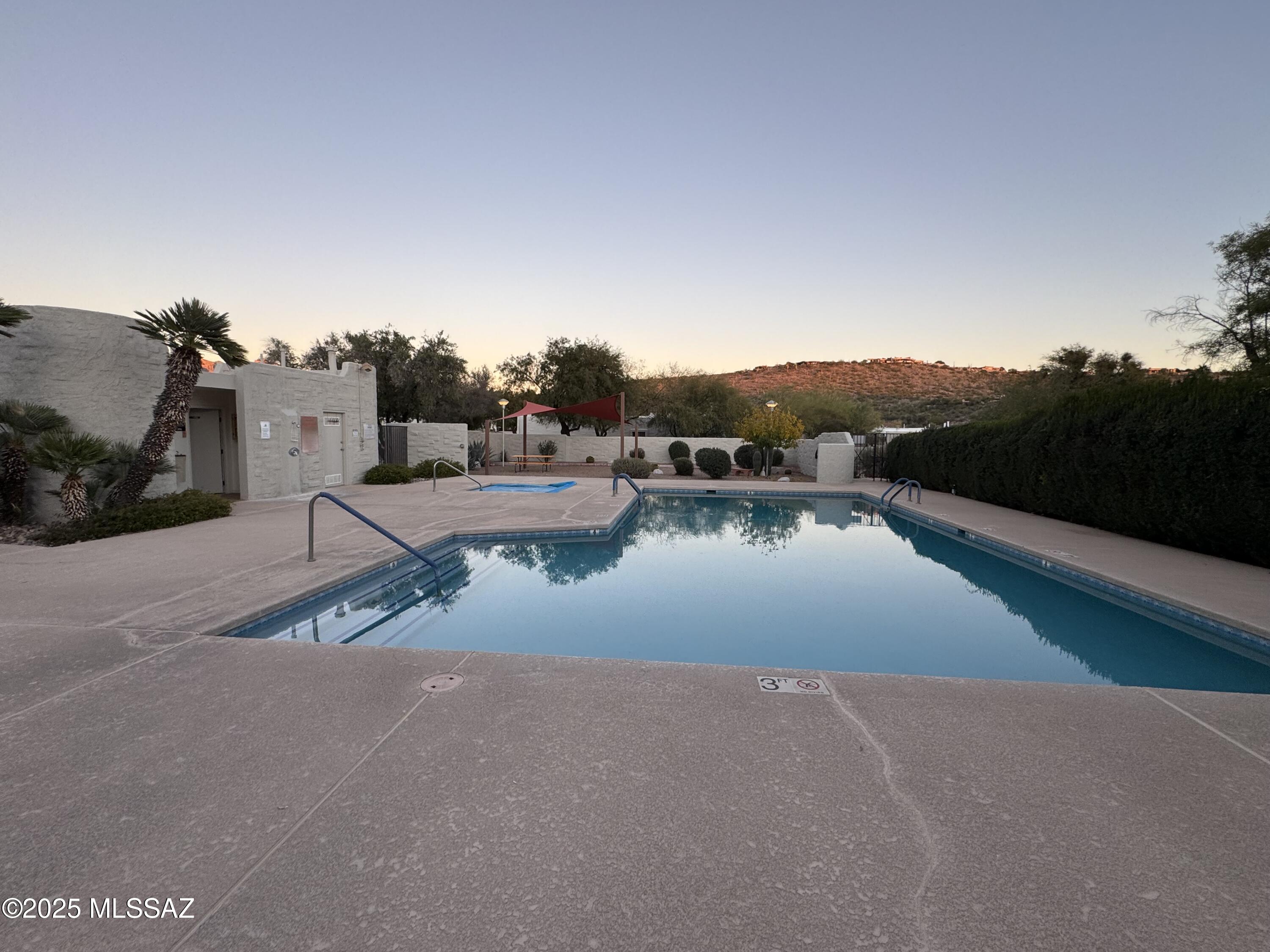 7487 East Wandering Road Tucson, AZ 85750 - Photo 28 of 31 community pool