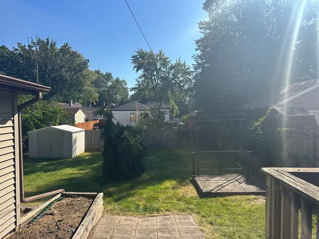 $204,900 | 23 South Worth Avenue, Elgin, IL 60123