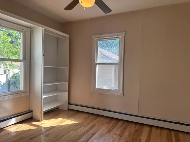 $204,900 | 23 South Worth Avenue, Elgin, IL 60123