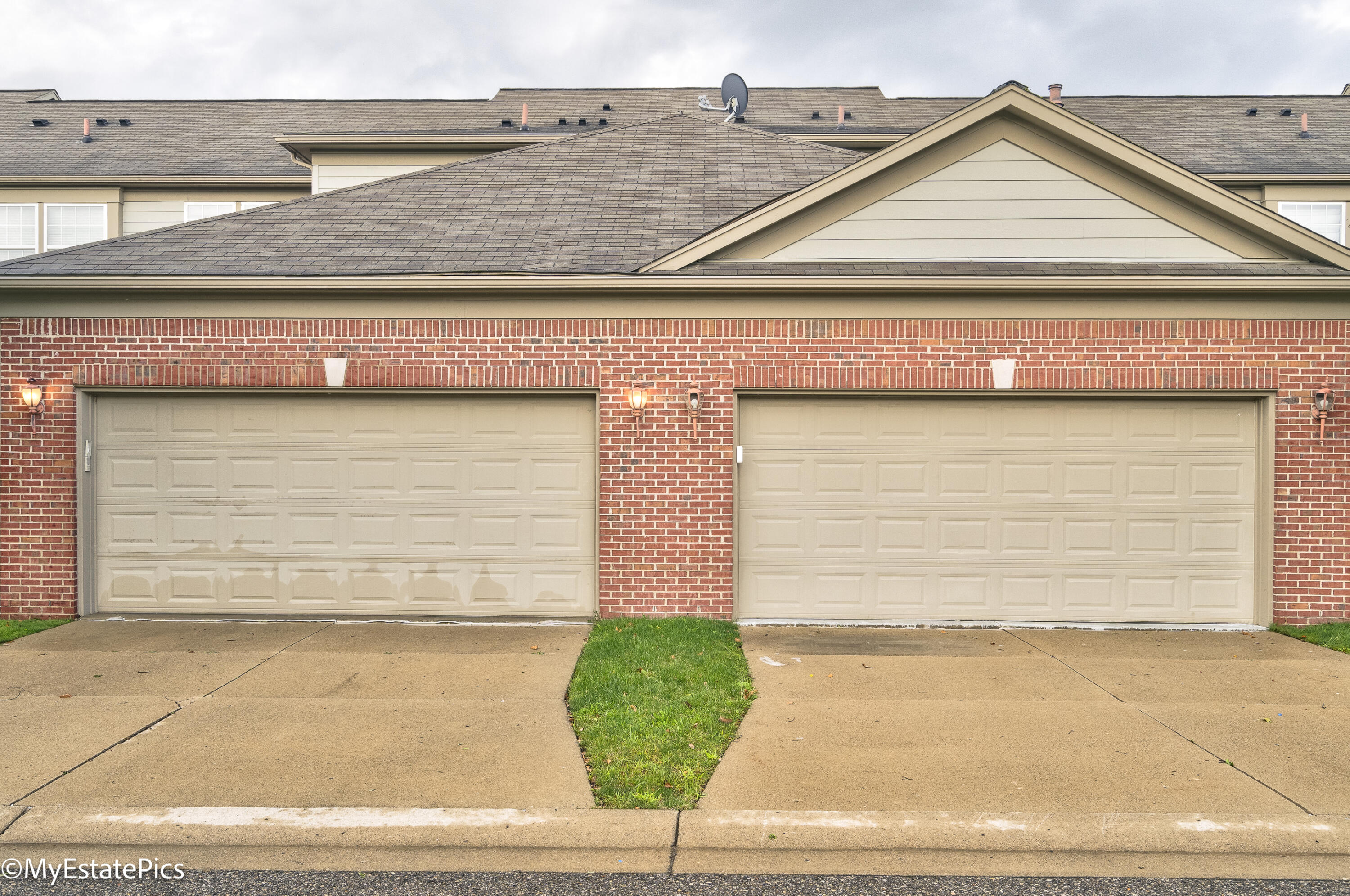 Undisclosed Address Canton, MI 48188 - Photo 25 of 26 2077 vanderbilt , Canton-outside-4