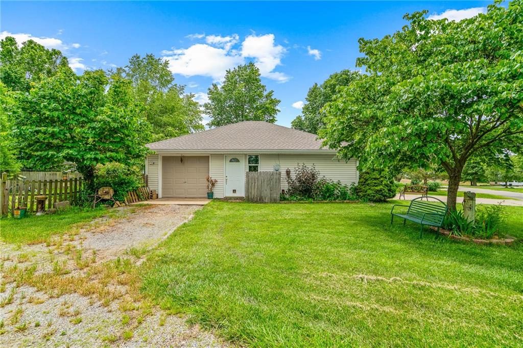 303 West Maple Street Archie, MO 64725 - Photo 38 of 47