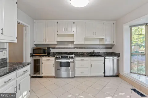 $4,900 | 1454 McLean Mews Court, McLean, VA 22101