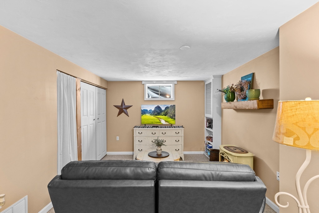 14 Harvest Road, Unit 14 Uxbridge, MA 01569 - Photo 40 of 41 Gallery Image 40