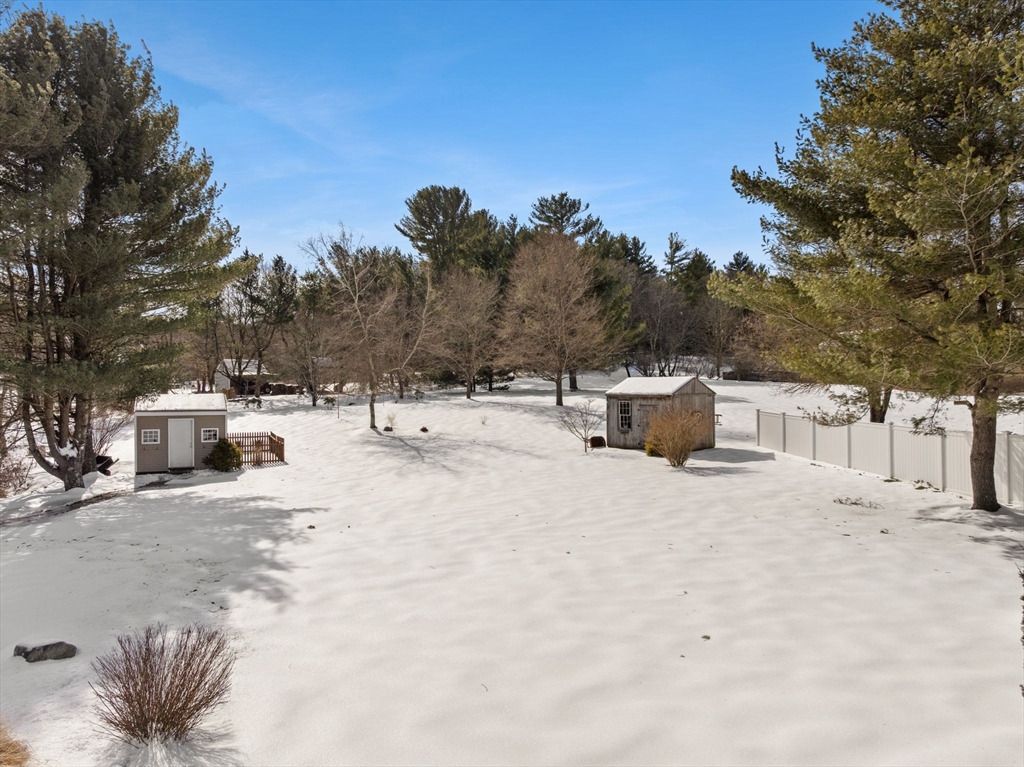 14 Harvest Road, Unit 14 Uxbridge, MA 01569 - Photo 8 of 41 Gallery Image 8