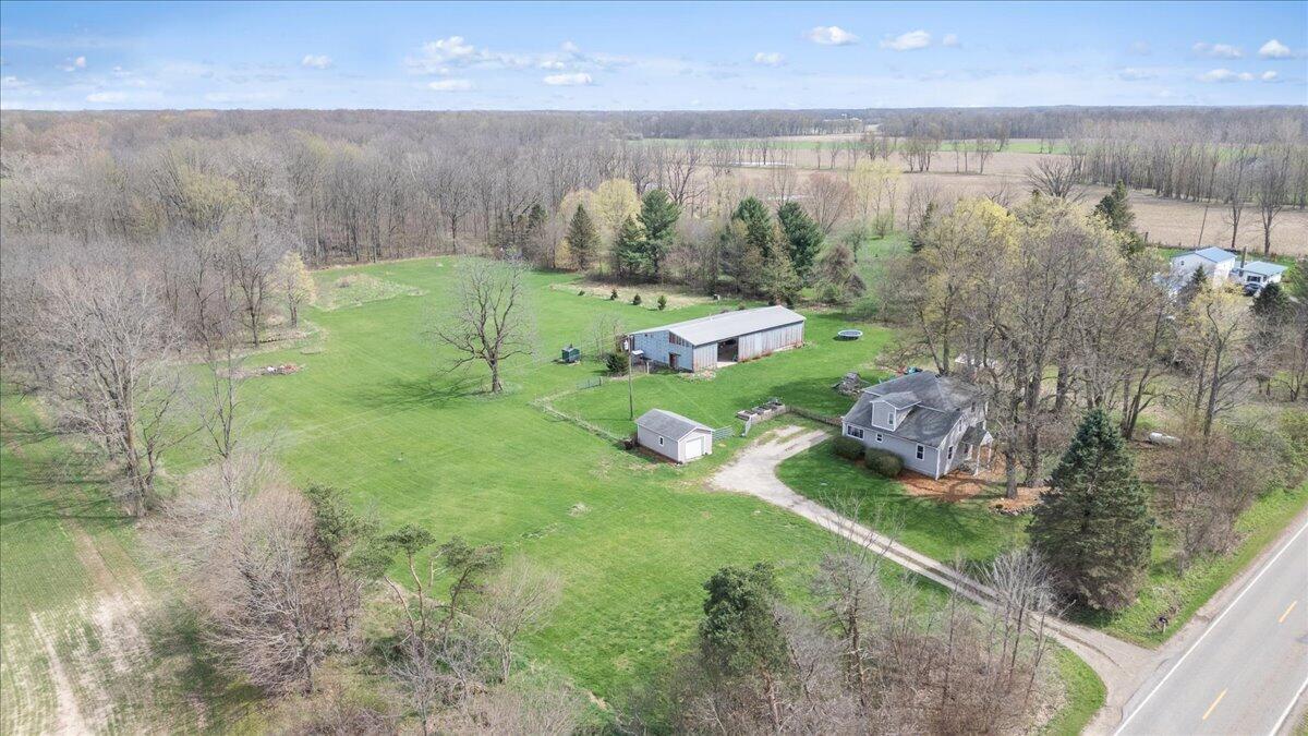 975 South Elliott Road Fowlerville, MI 48836 - Photo 55 of 56 07-Media Jett - 01