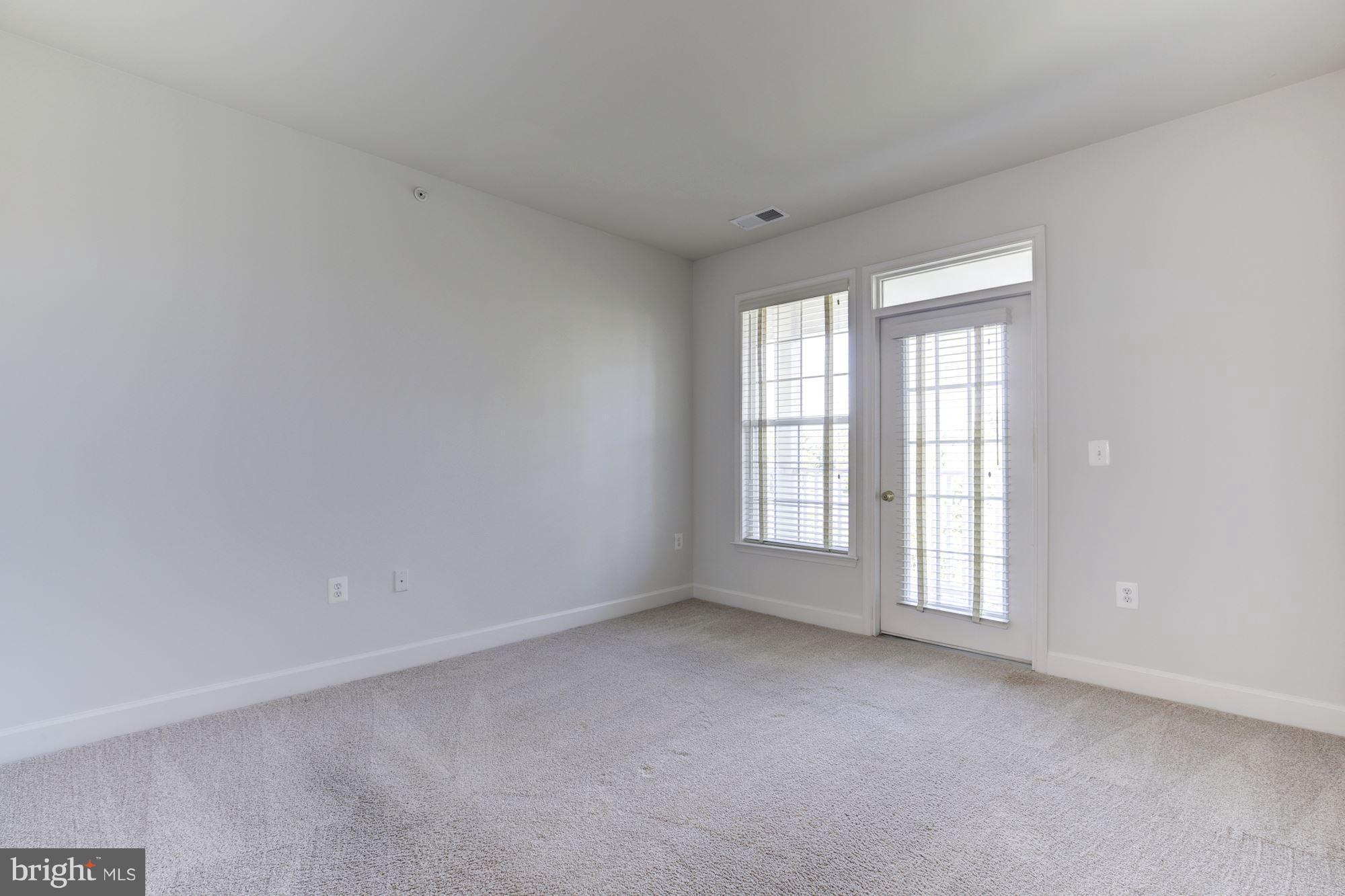11924 Darnestown Road, Unit 305 Gaithersburg, MD 20878 - Photo 11 of 23 Bedroom (Master)