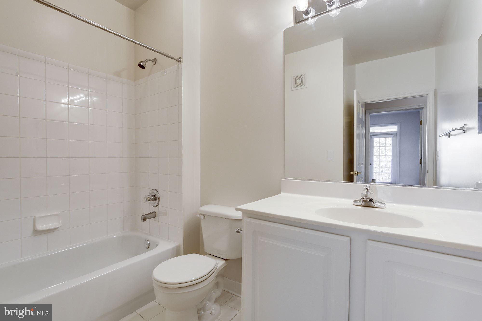 11924 Darnestown Road, Unit 305 Gaithersburg, MD 20878 - Photo 19 of 23 Second Full Bath