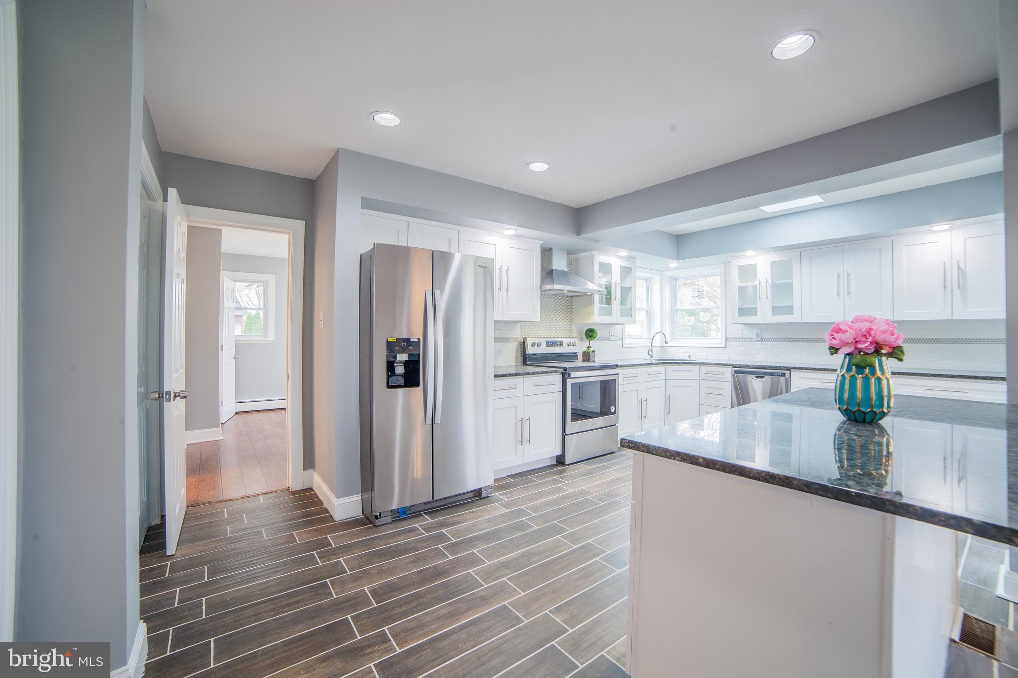 23 Shelburne Road Springfield, PA 19064 - Photo 5 of 15 Digitally Staged