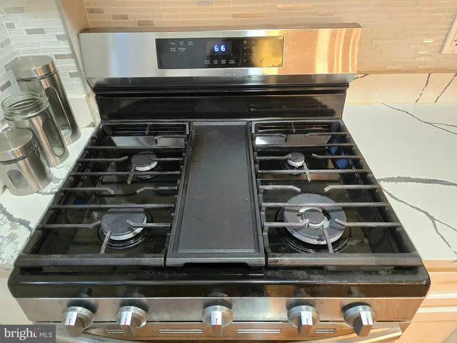 a bathroom with a toilet