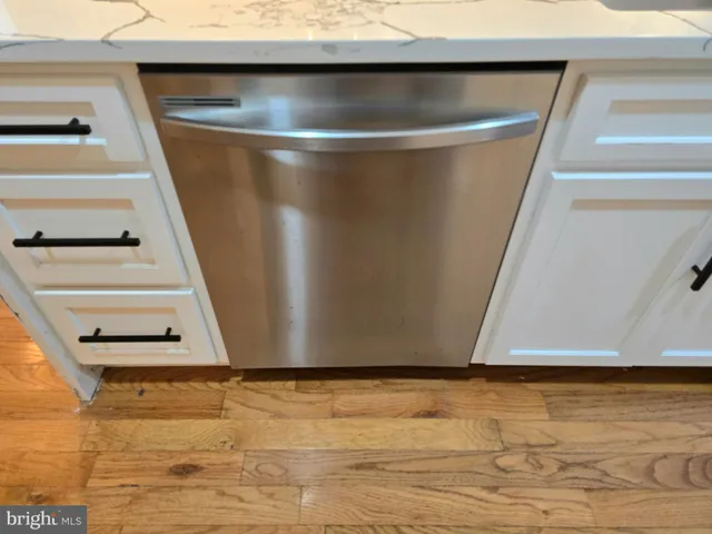 a close view of stove top oven