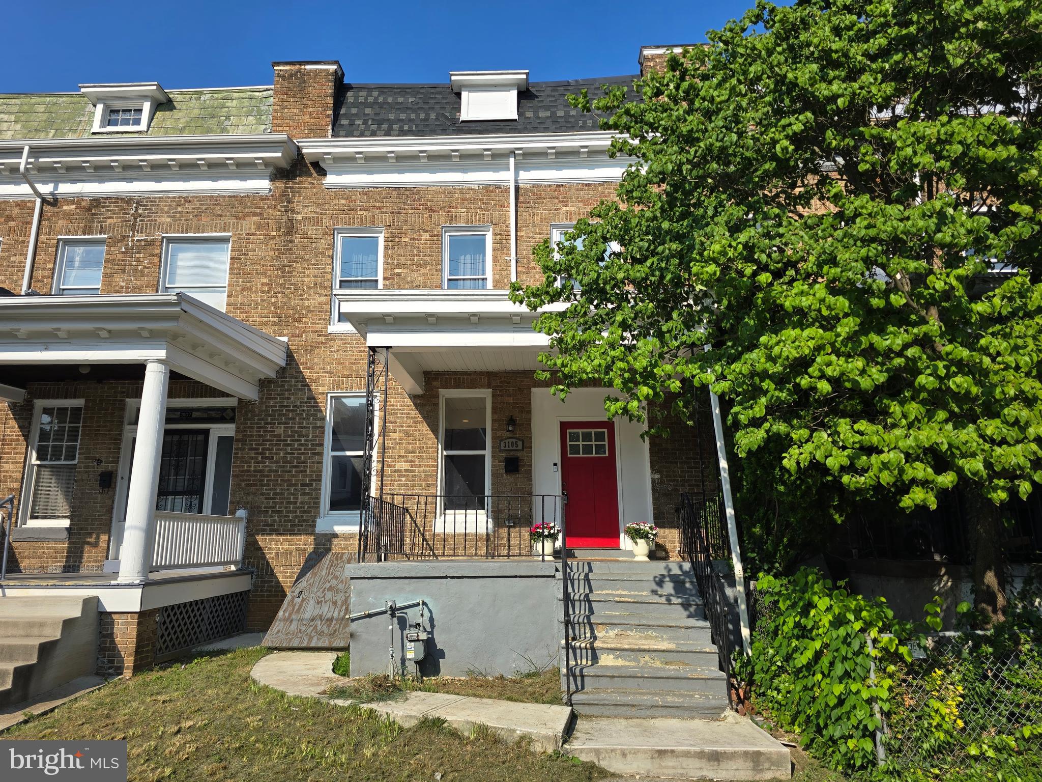 3105 Chelsea Terrace Baltimore, MD 21216 - Photo 5 of 58 front view of a house