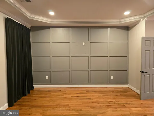 a view of a room with empty space