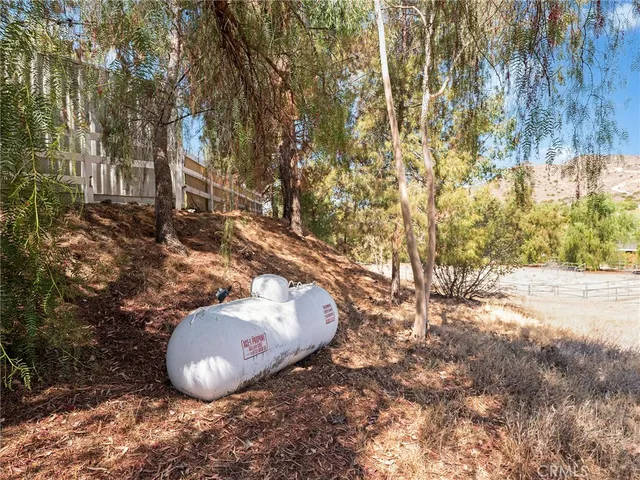 $829,000 | 33320 Kingbird Way, Acton, CA 93510