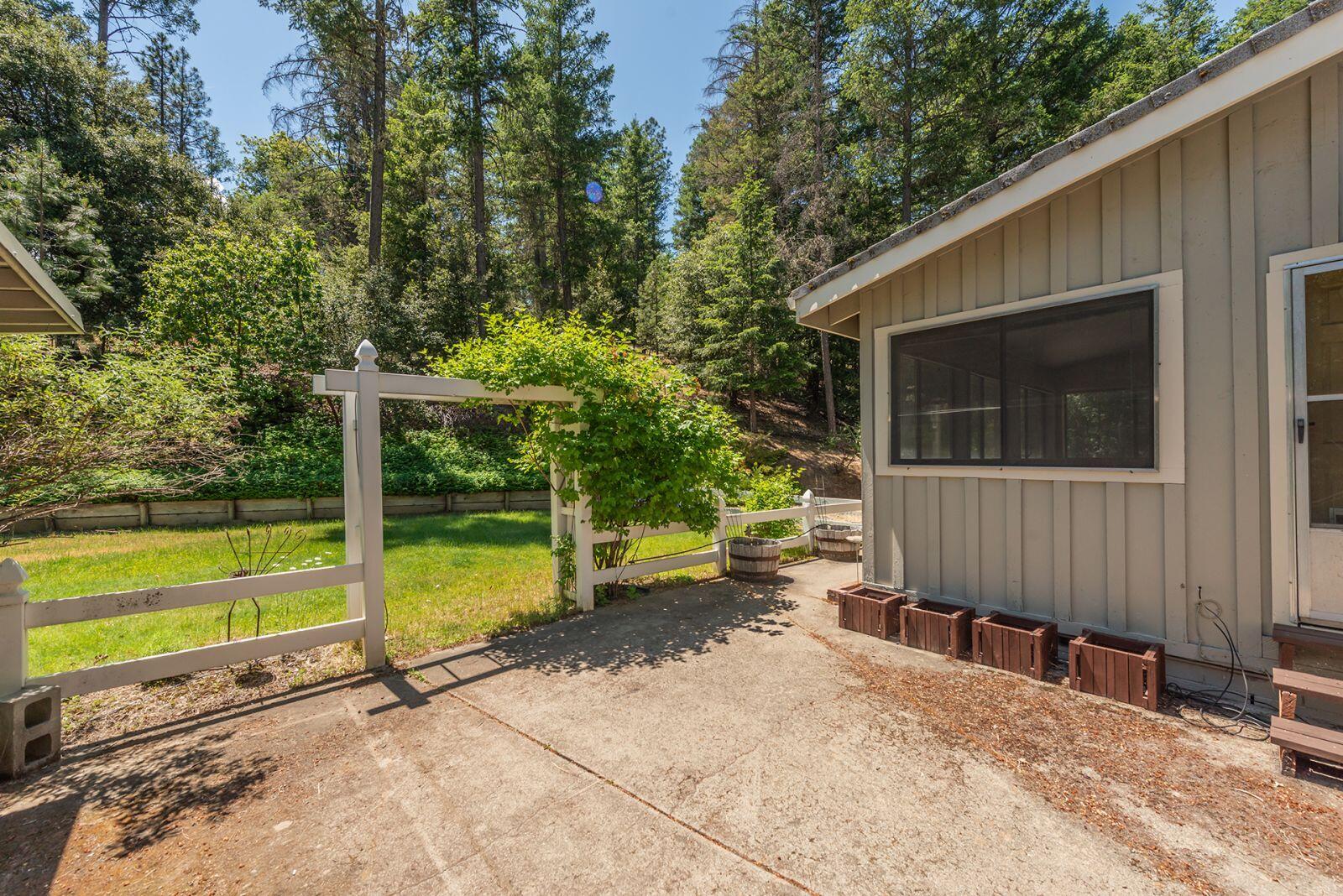 891 Salt Flat Road Lewiston, CA 96052 - Photo 40 of 50