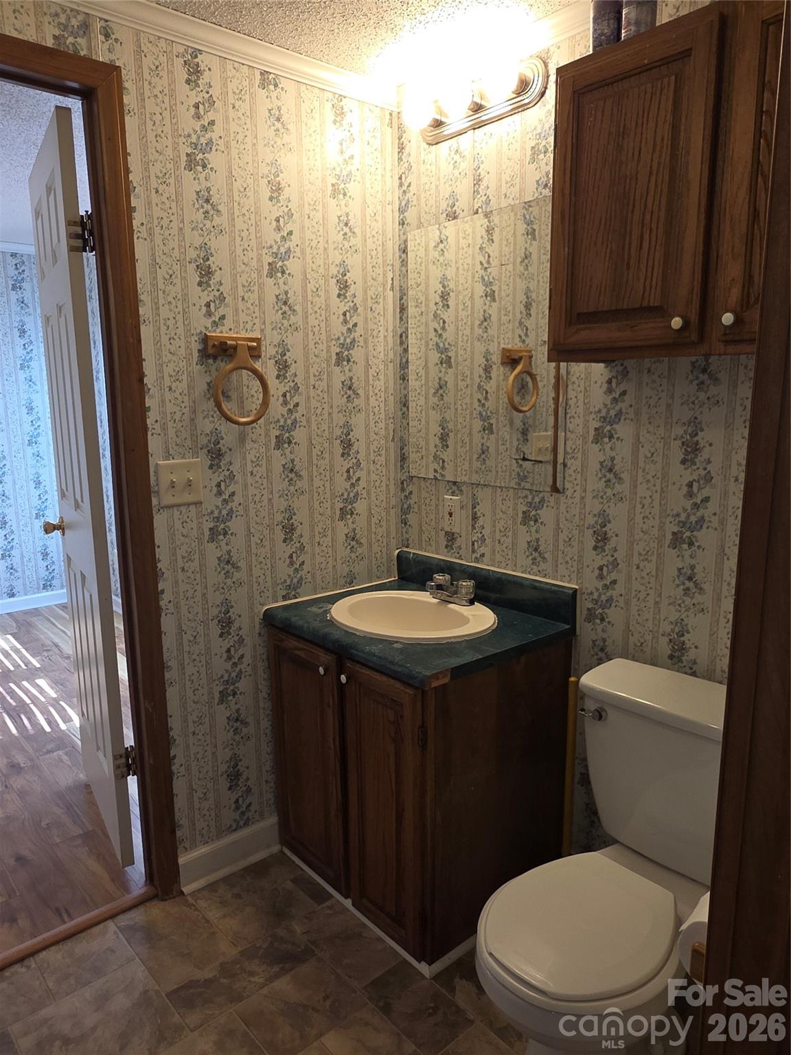 1395 Cape Hickory Road Hickory, NC 28601 - Photo 17 of 22