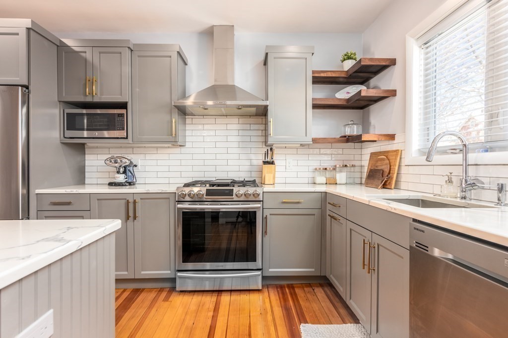 48 Beech Avenue Melrose, MA 02176 - Photo 11 of 34