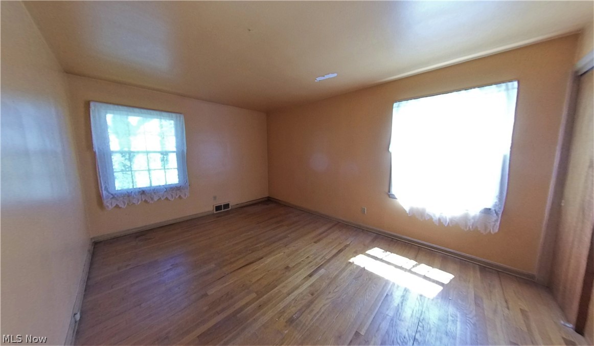 32819 Baldwin Road Solon, OH 44139 - Photo 7 of 11