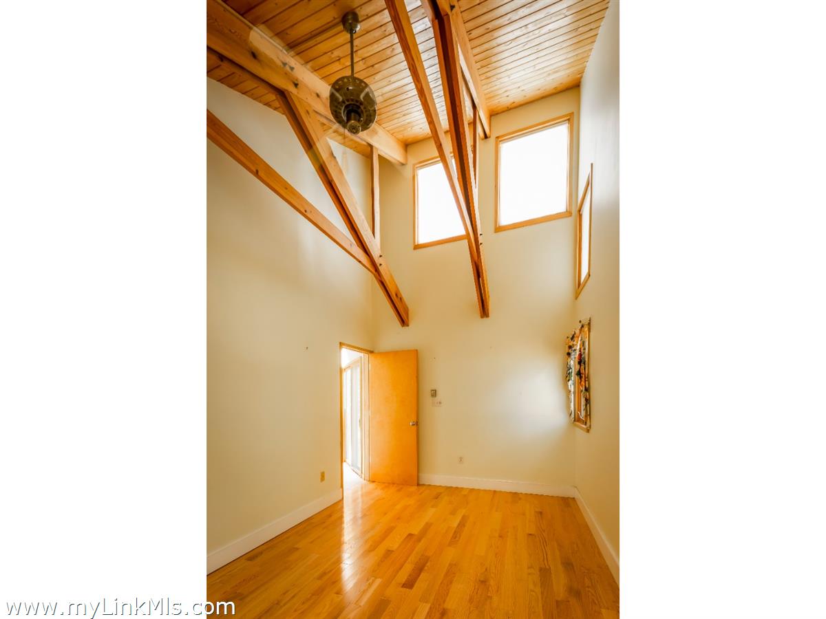 56 North Neck Road Edgartown, MA 02539 - Photo 45 of 63 Office/Additional Living Space