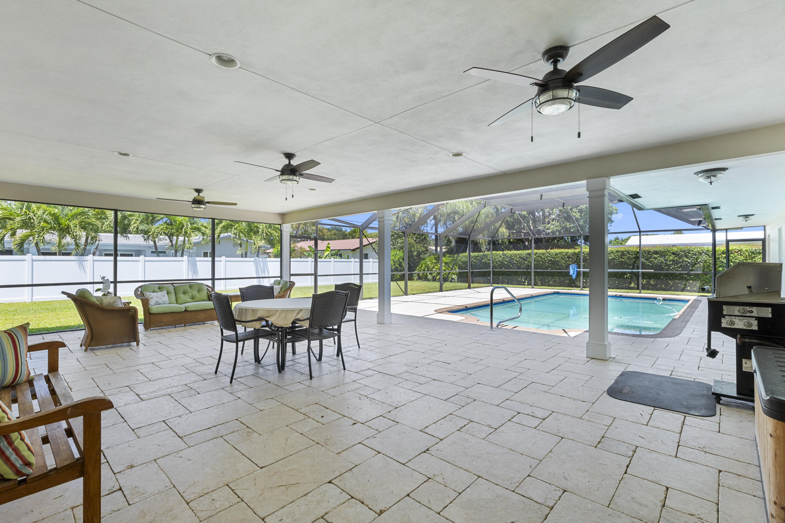 7501 Plantation Road Plantation, FL 33317 - Photo 4 of 57 a view of a patio with a yard