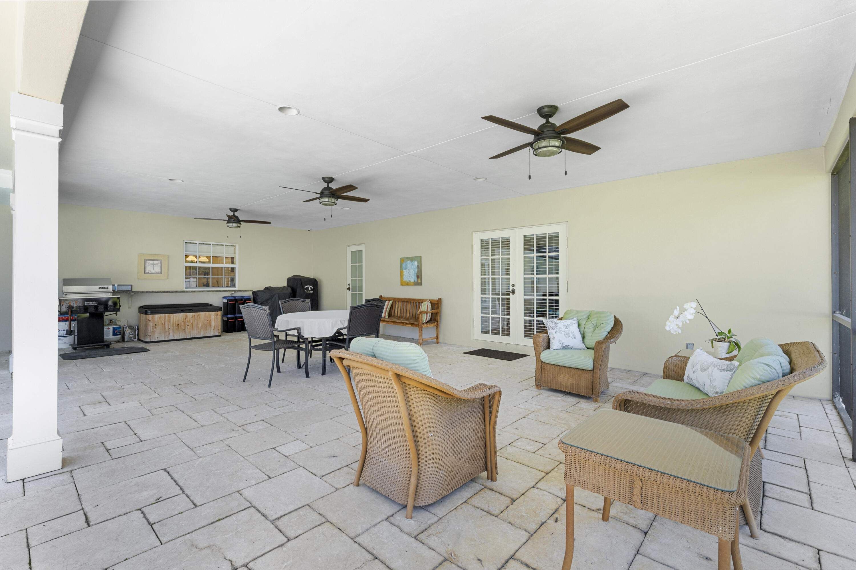 7501 Plantation Road Plantation, FL 33317 - Photo 42 of 57 a living room with furniture
