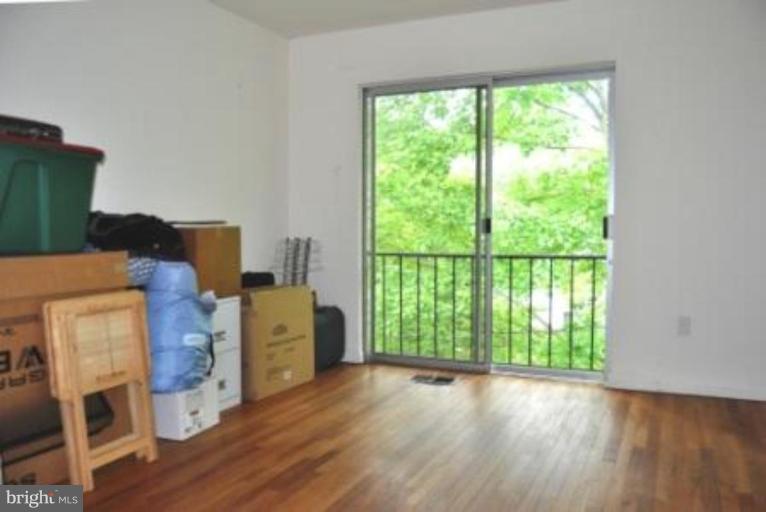 1606 Wainwright Drive Reston, VA 20190 - Photo 14 of 15 Bedroom #2