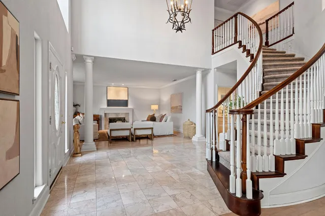 $1,795,000 | 5 Latham Lane, Sacramento, CA 95864